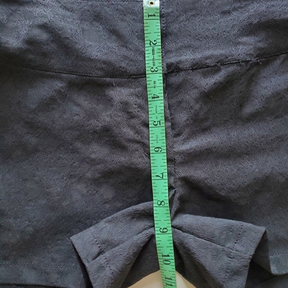 HL SHORTS - Picture 14 of 14